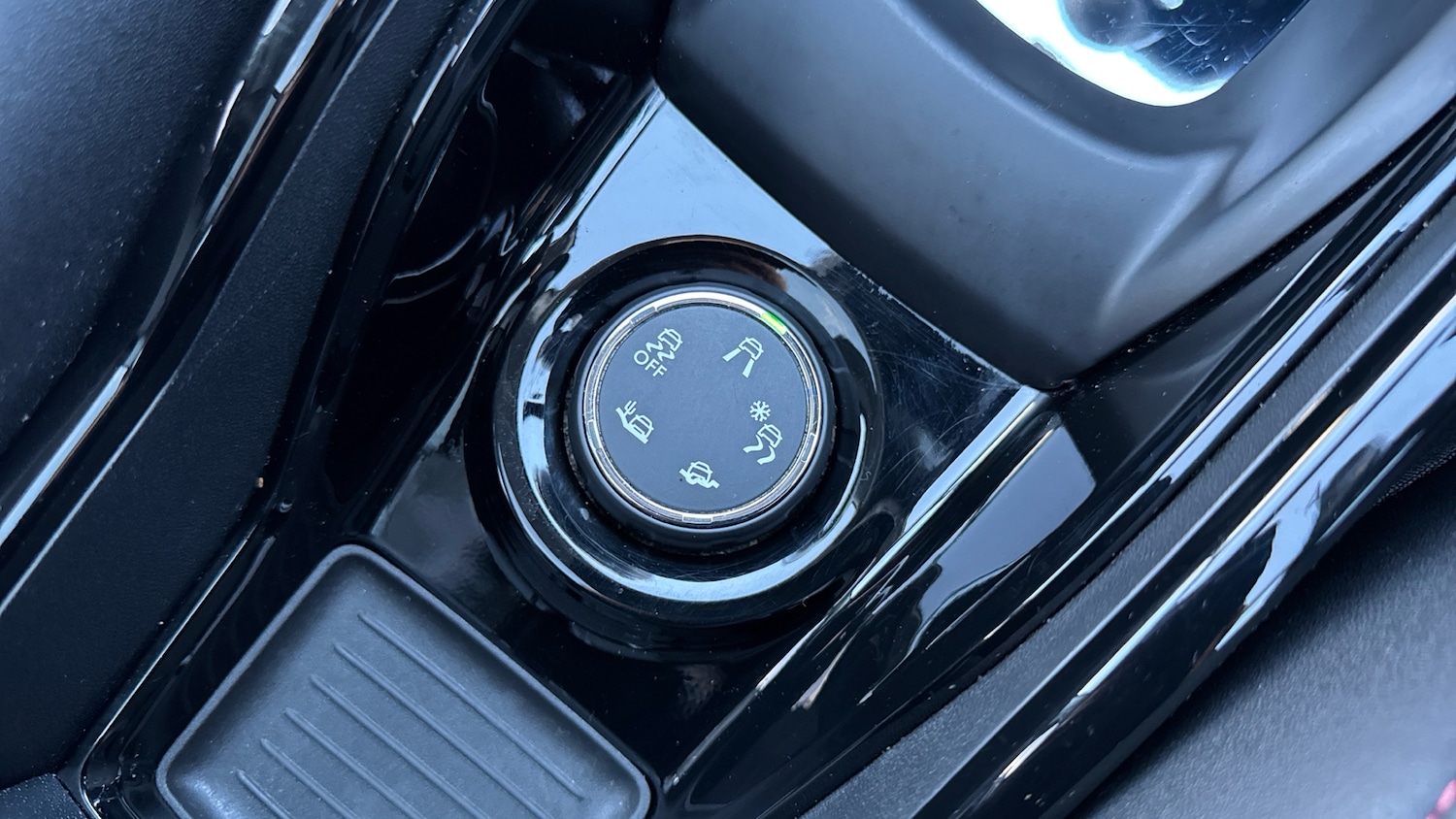 Used Peugeot 2008 2019 for sale - 77532590: Photo 24