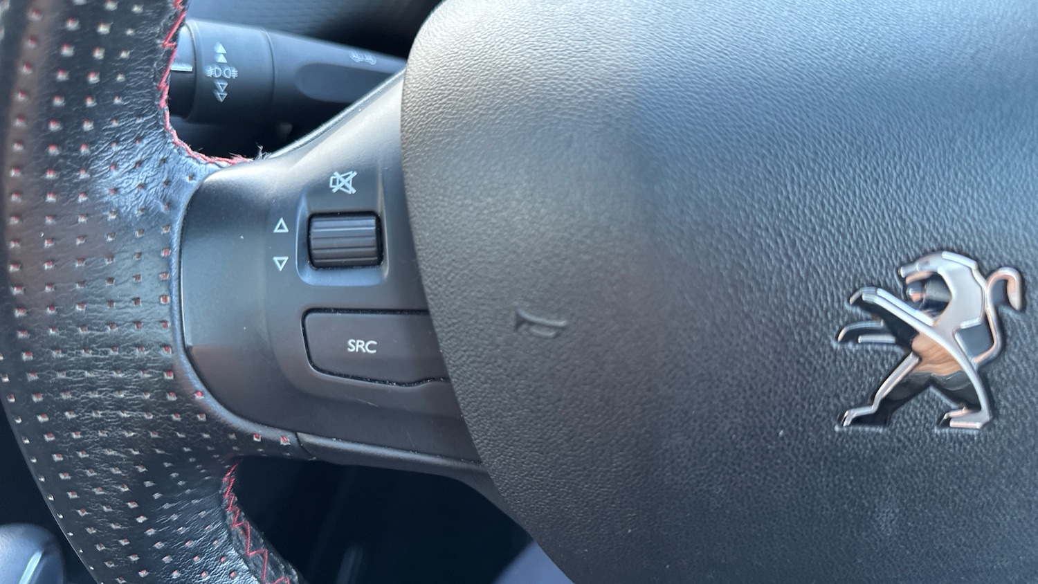 Used Peugeot 2008 2019 for sale - 77532590: Photo 30