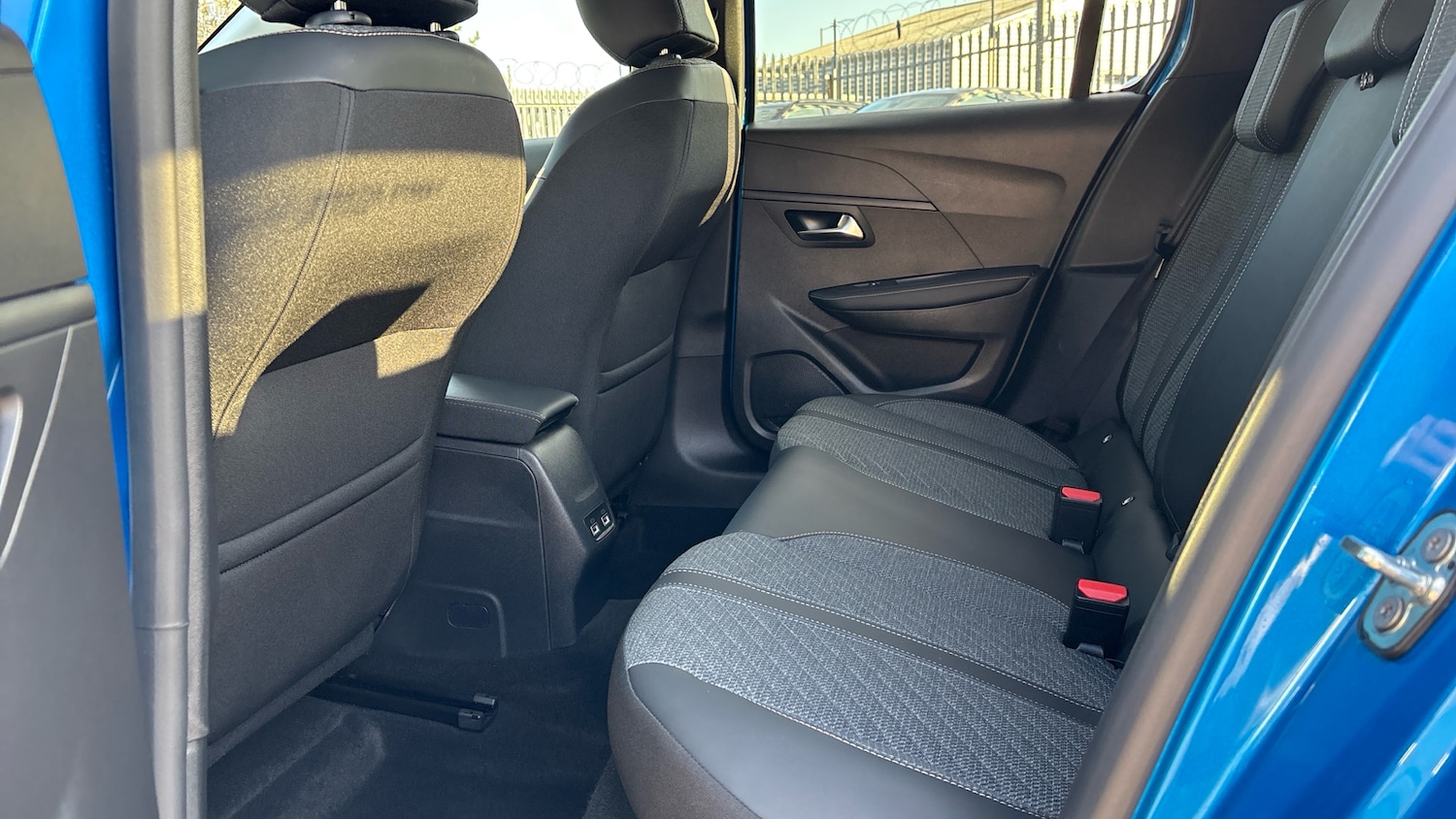 Used Peugeot 208 2023 for sale - 77035729: Photo 16