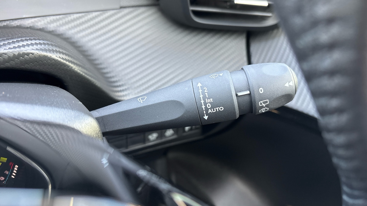 Used Peugeot 208 2023 for sale - 77035729: Photo 32