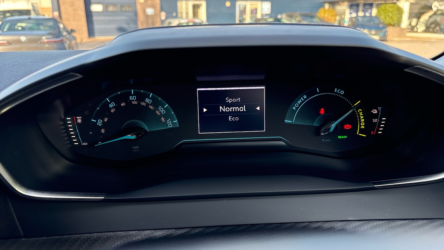 Used Peugeot 208 2023 for sale - 77035729: Photo 35