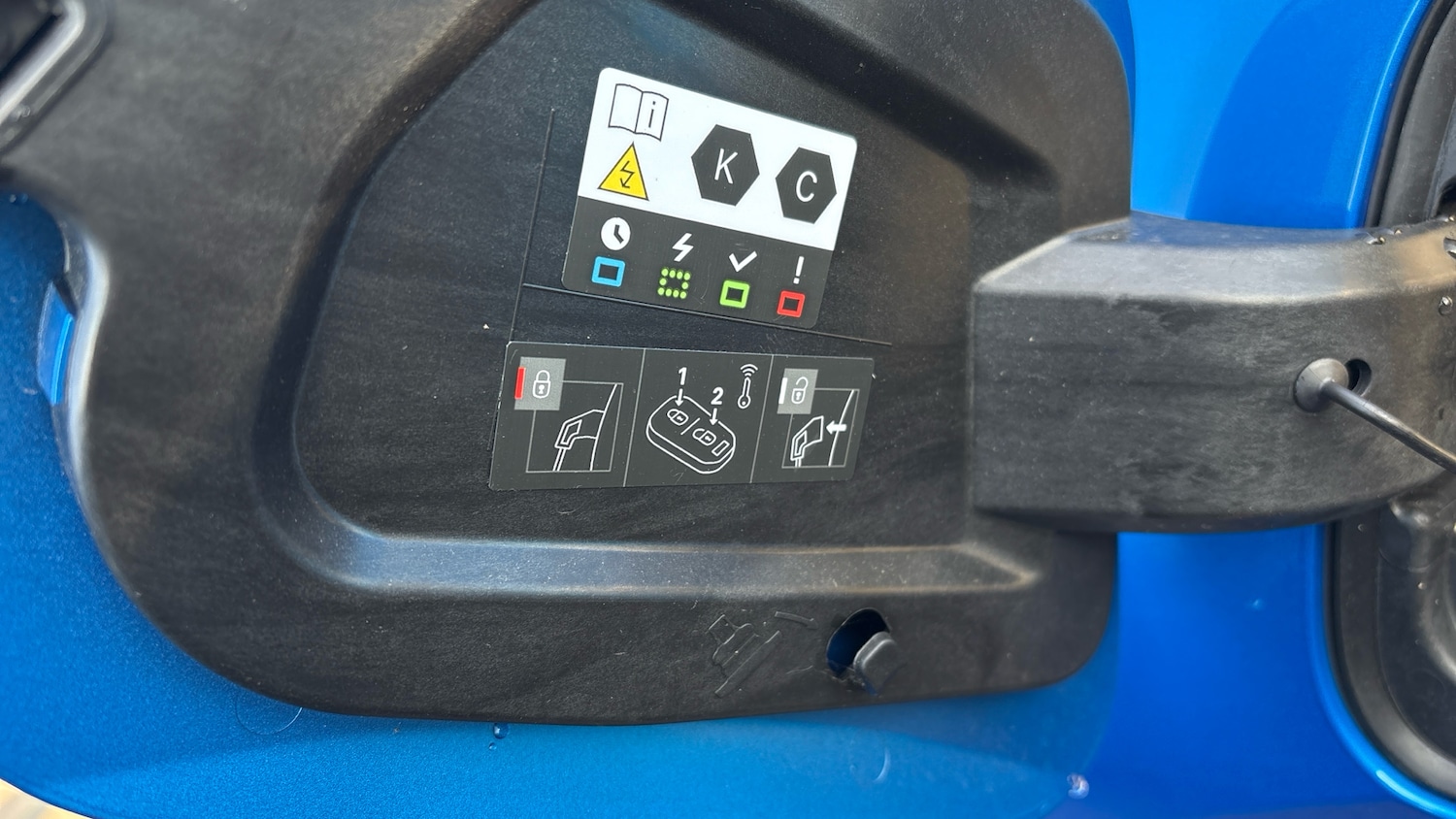 Used Peugeot 208 2023 for sale - 77035729: Photo 42