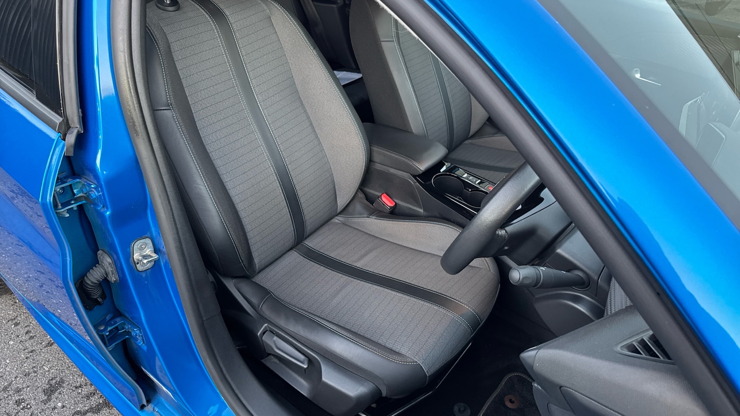 Used Peugeot 208 2023 for sale - 76948848: Photo 33