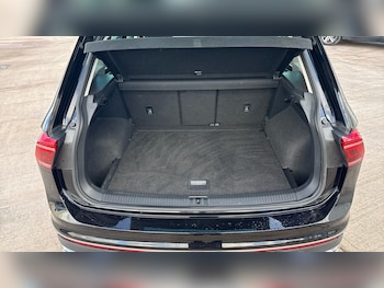 Used Volkswagen Tiguan 2021 for sale - 77831637: Photo