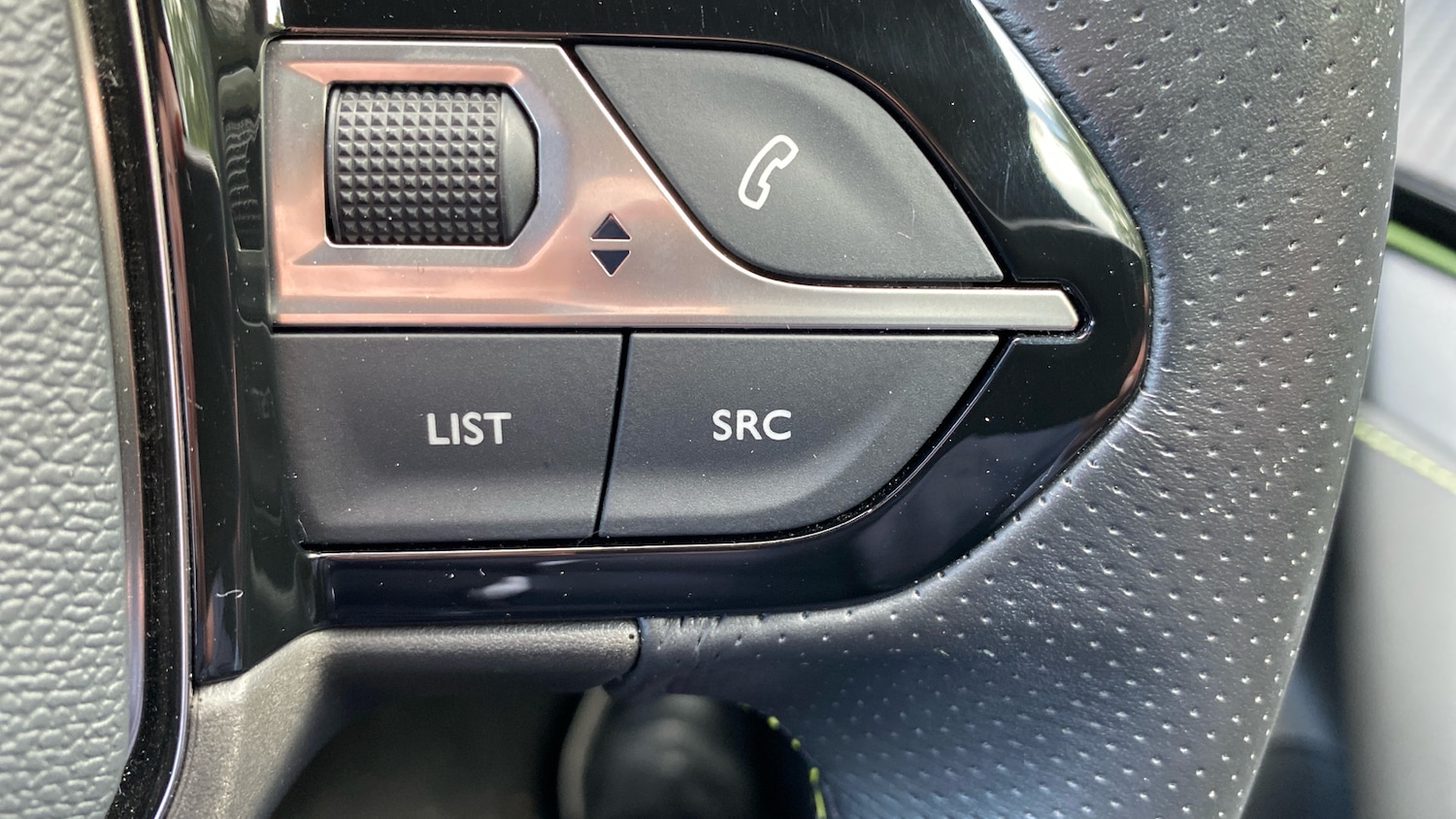 Used Peugeot 2008 2020 for sale - 76322391: Photo 44