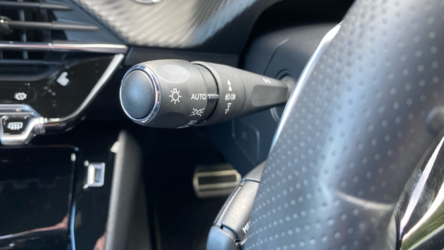 Used Peugeot 2008 2020 for sale - 76322391: Photo 48