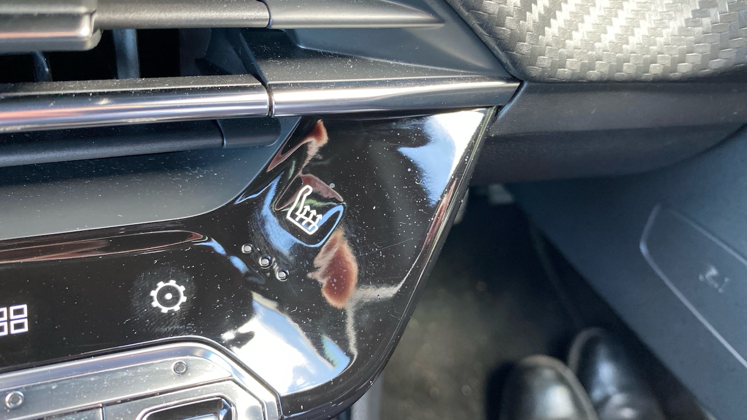 Used Peugeot 2008 2020 for sale - 76322391: Photo 60