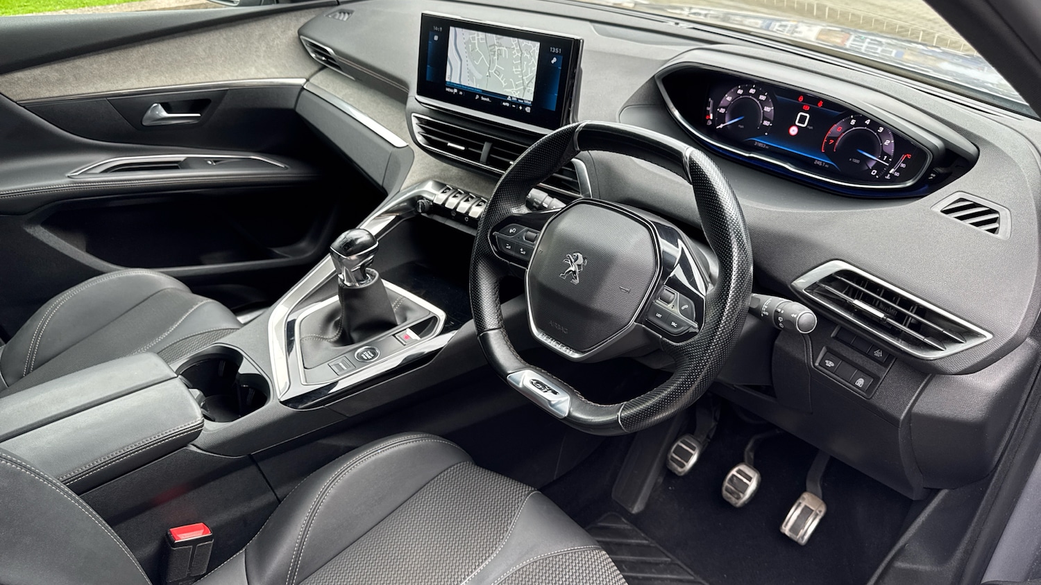 Used Peugeot 5008 2023 for sale - 76426236: Photo 11