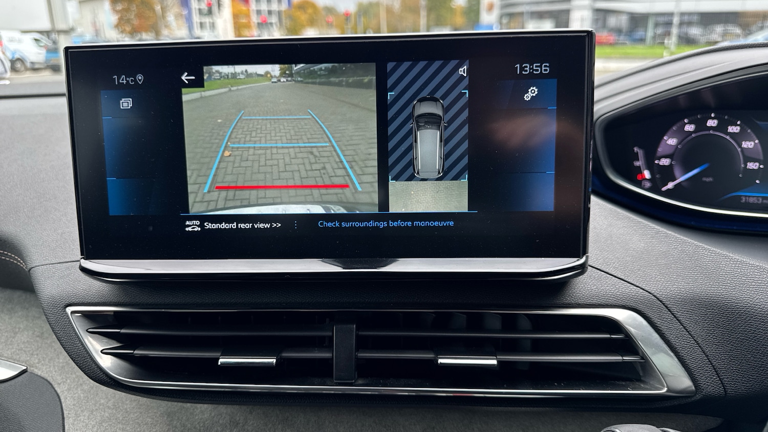 Used Peugeot 5008 2023 for sale - 76426236: Photo 30