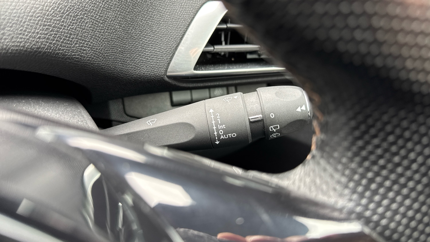 Used Peugeot 5008 2023 for sale - 76426236: Photo 35