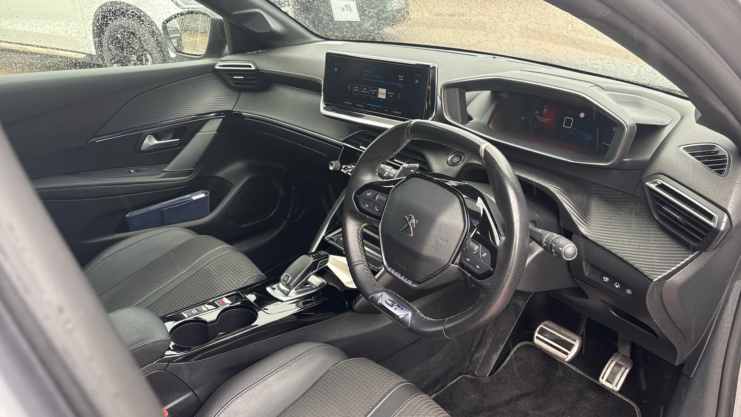 Used Peugeot 208 2020 for sale - 77128087: Photo 11