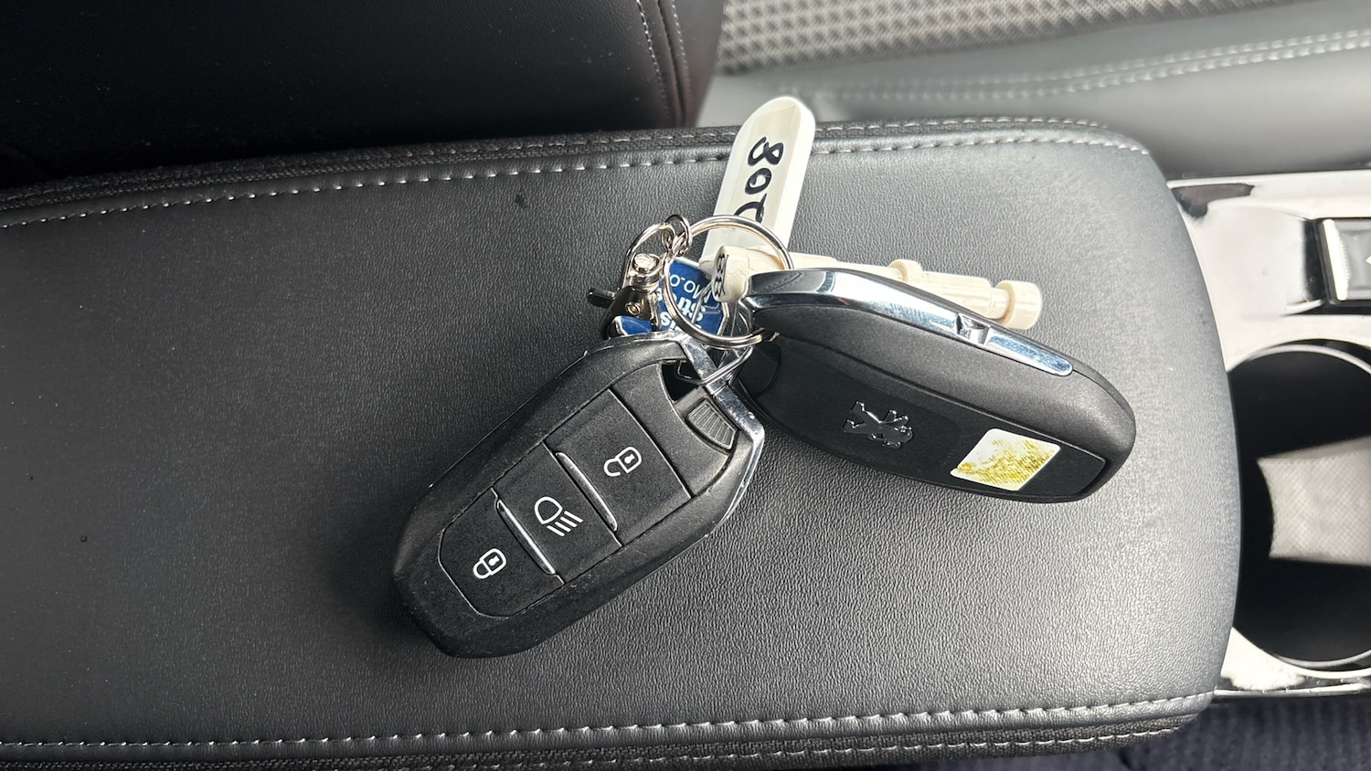 Used Peugeot 208 2020 for sale - 77128087: Photo 20