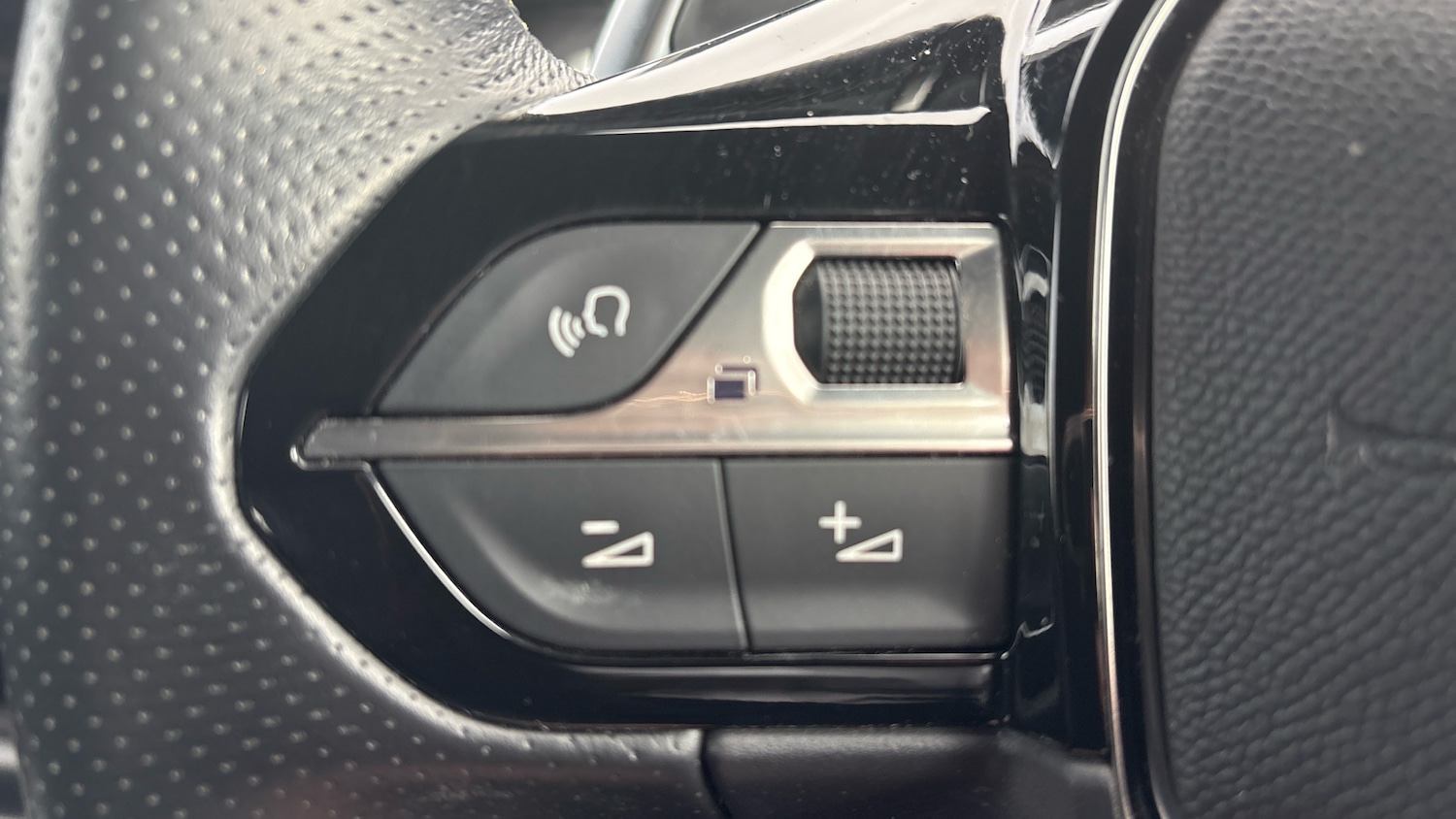 Used Peugeot 208 2020 for sale - 77128087: Photo 30