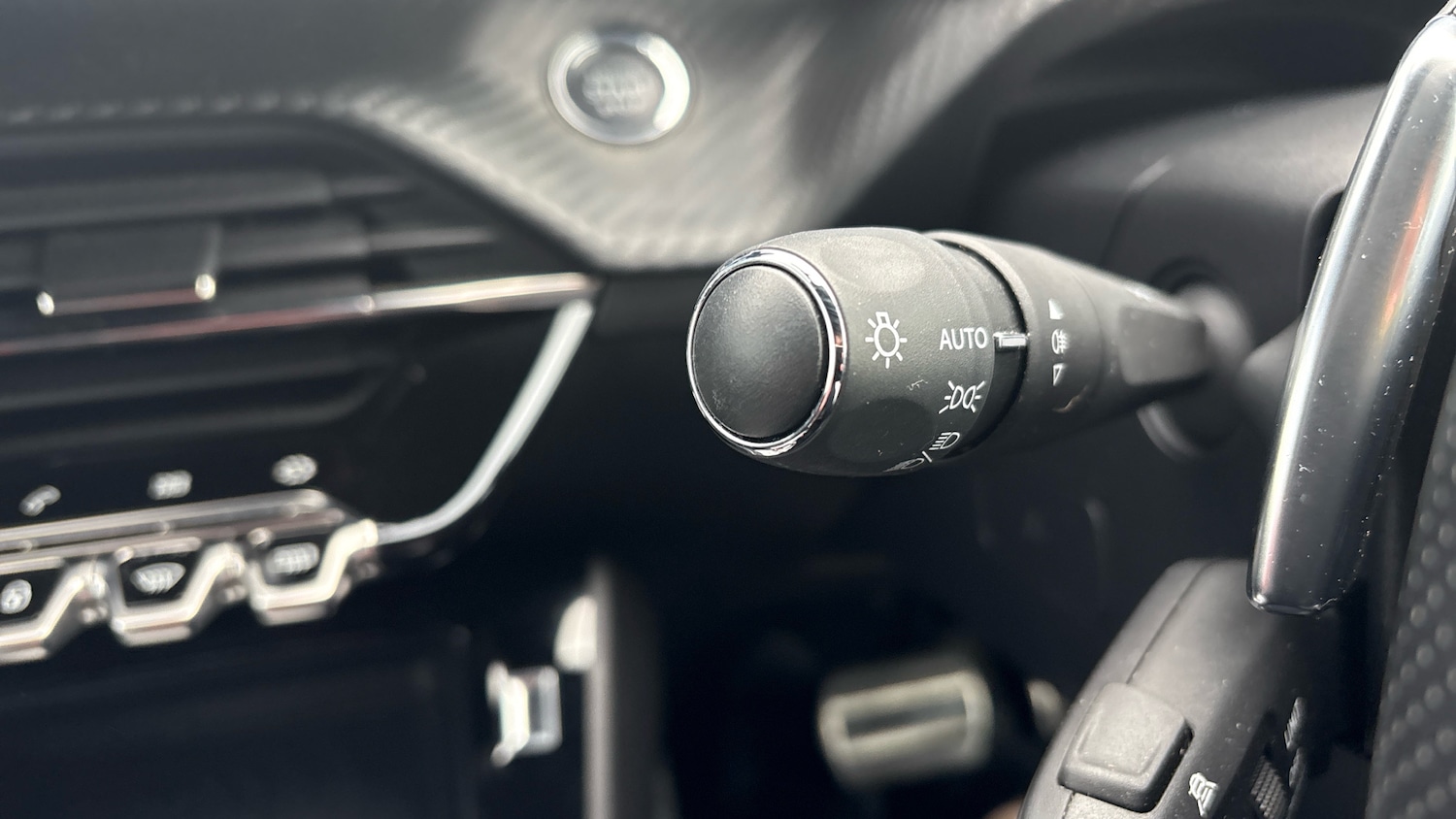 Used Peugeot 208 2020 for sale - 77128087: Photo 33