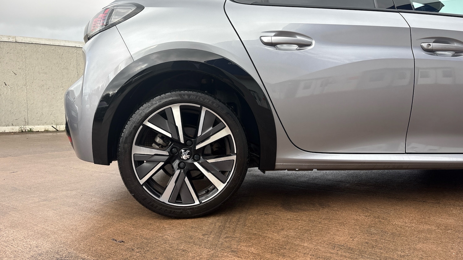 Used Peugeot 208 2020 for sale - 77128087: Photo 7