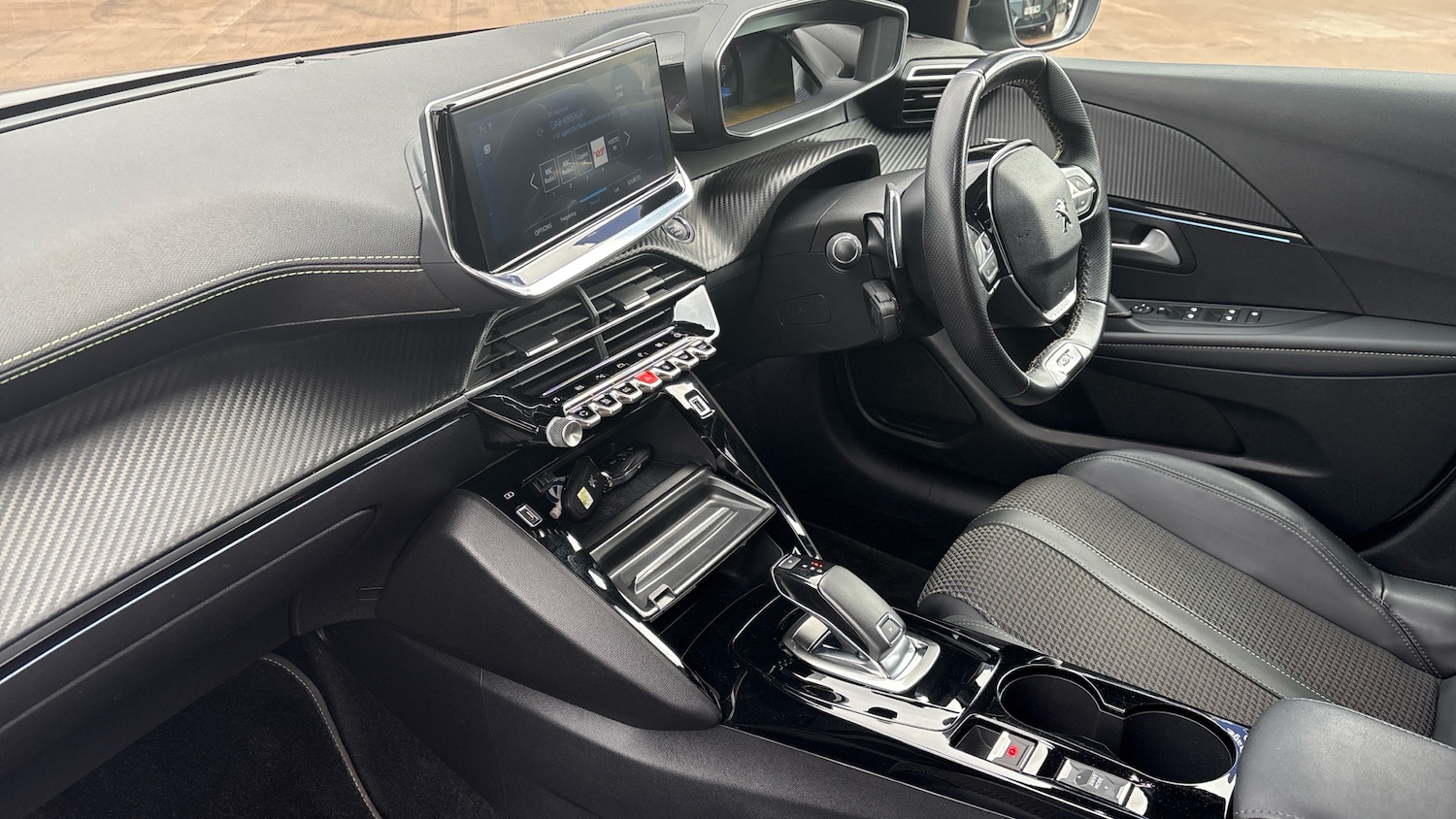 Used Peugeot 208 2020 for sale - 77128087: Photo 9