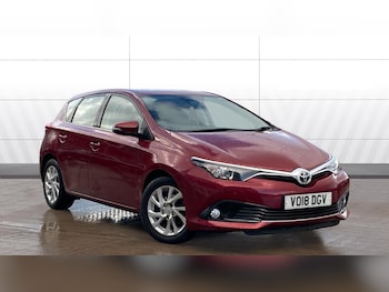 Toyota Auris feature image