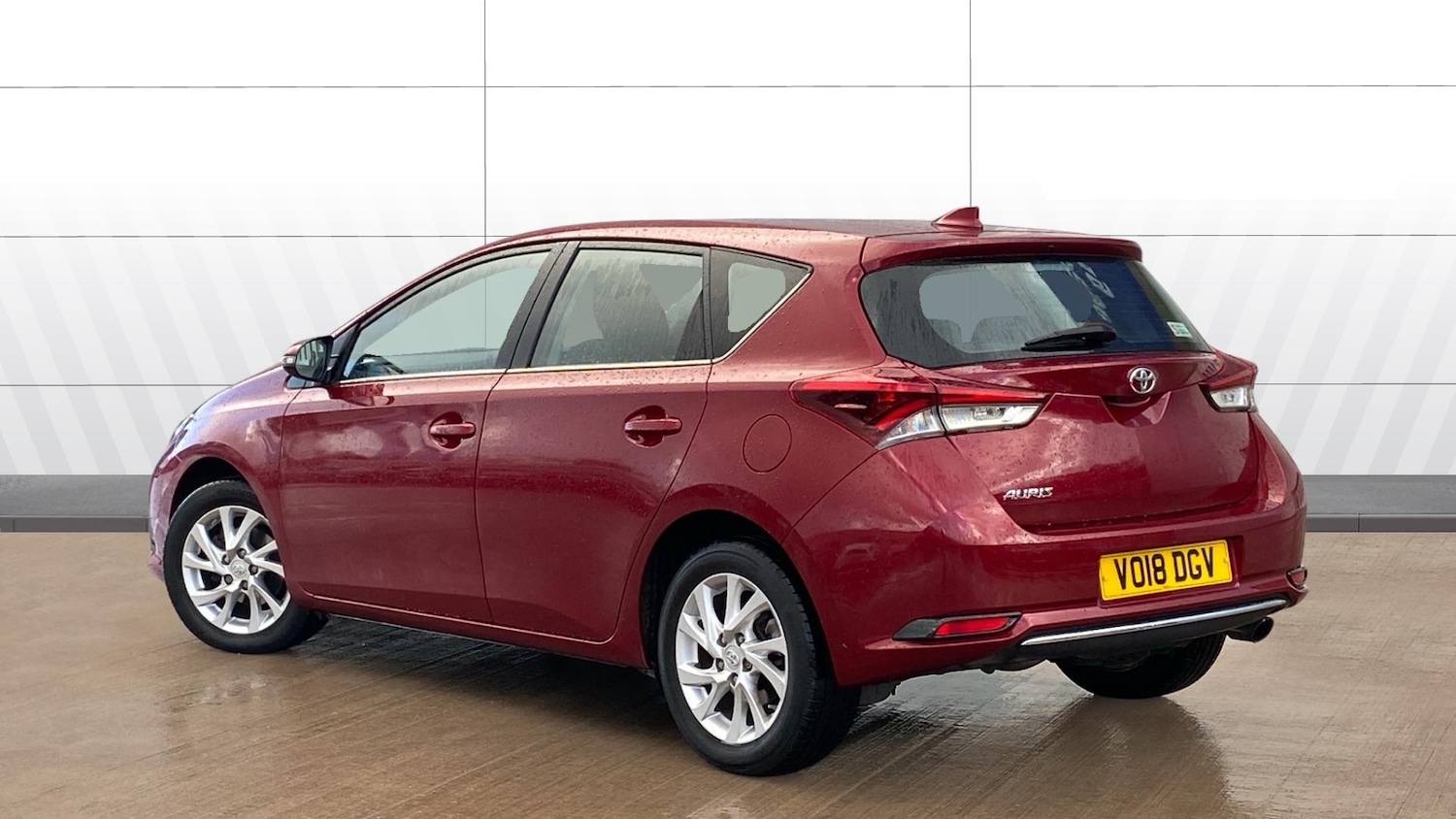 Used Toyota Auris 2018 for sale - 77245403: Photo 2