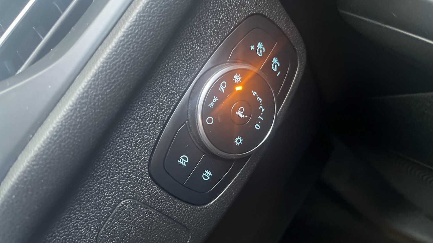 Used Ford Focus 2022 for sale - 77446976: Photo 25