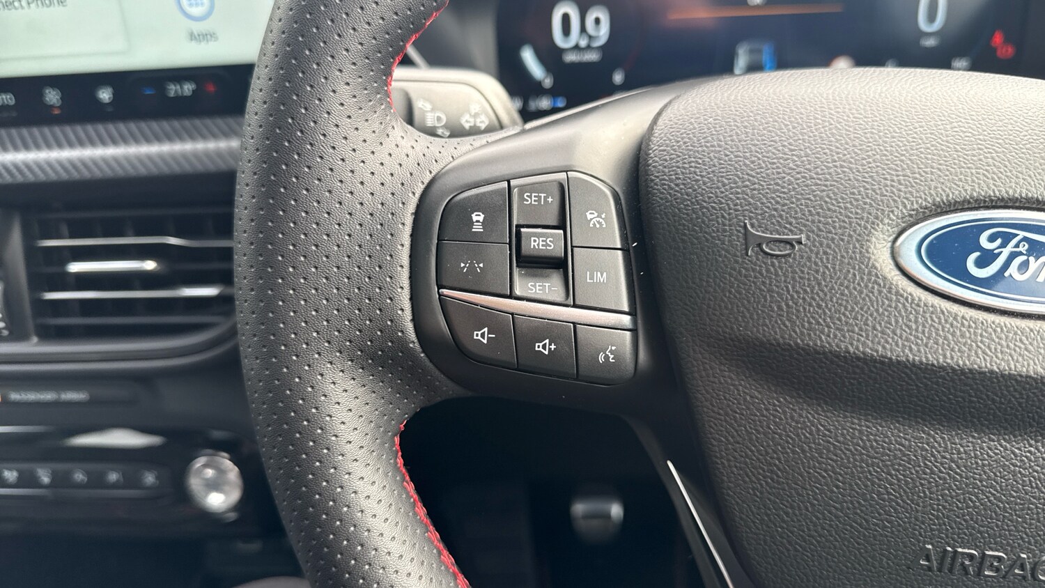 Used Ford Kuga 2025 for sale - 78161791: Photo 25