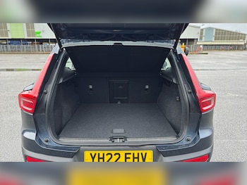 Used Volvo XC40 2022 for sale - 76860154: Photo