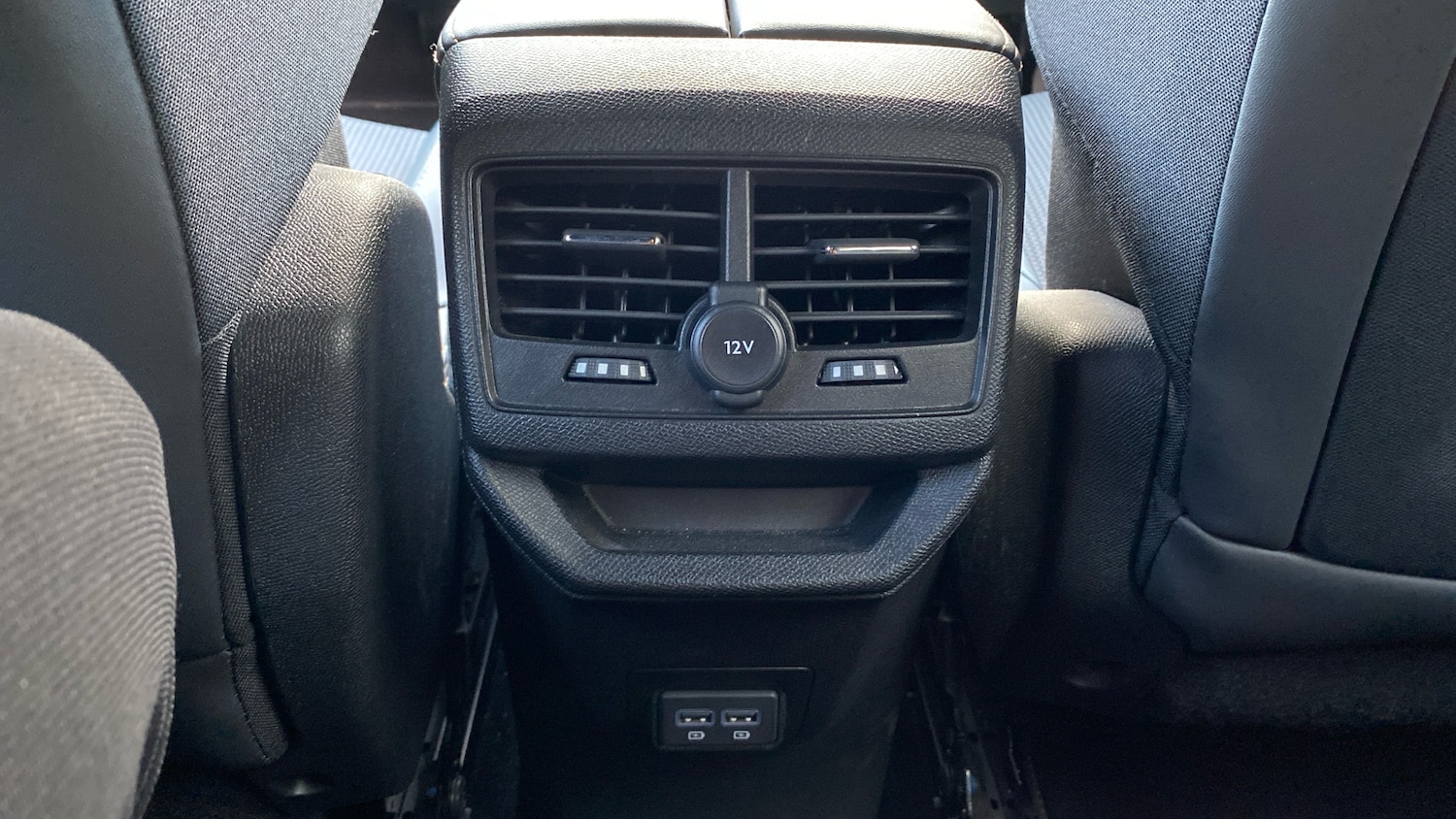 Used Peugeot 3008 2023 for sale - 77167686: Photo 25