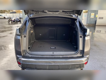 Used Peugeot 3008 2023 for sale - 77167686: Photo