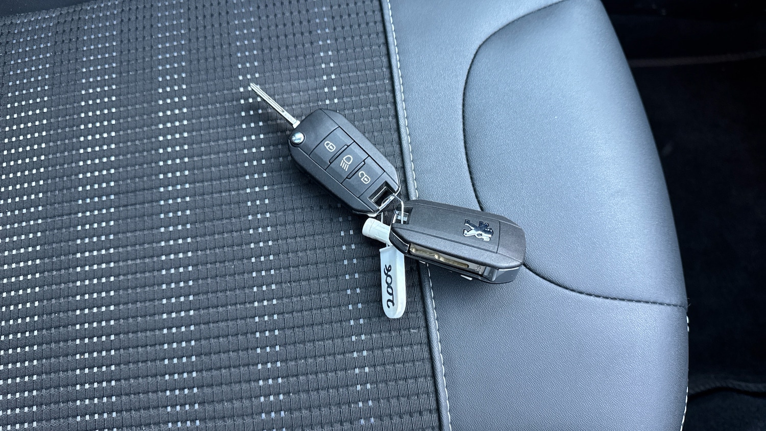 Used Peugeot 2008 2019 for sale - 76894352: Photo 20