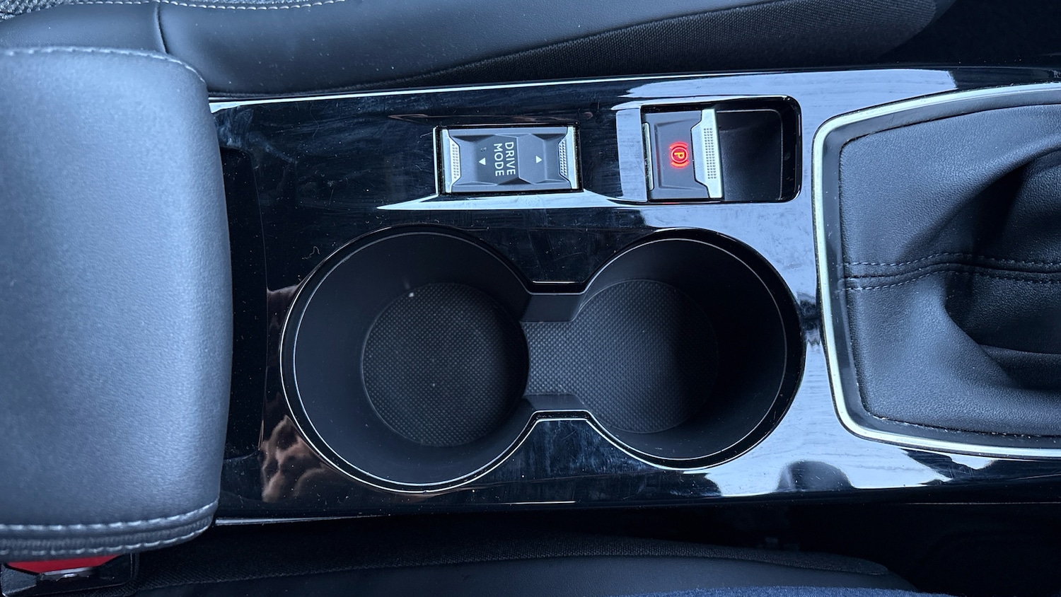 Used Peugeot 2008 2024 for sale - 77222843: Photo 32