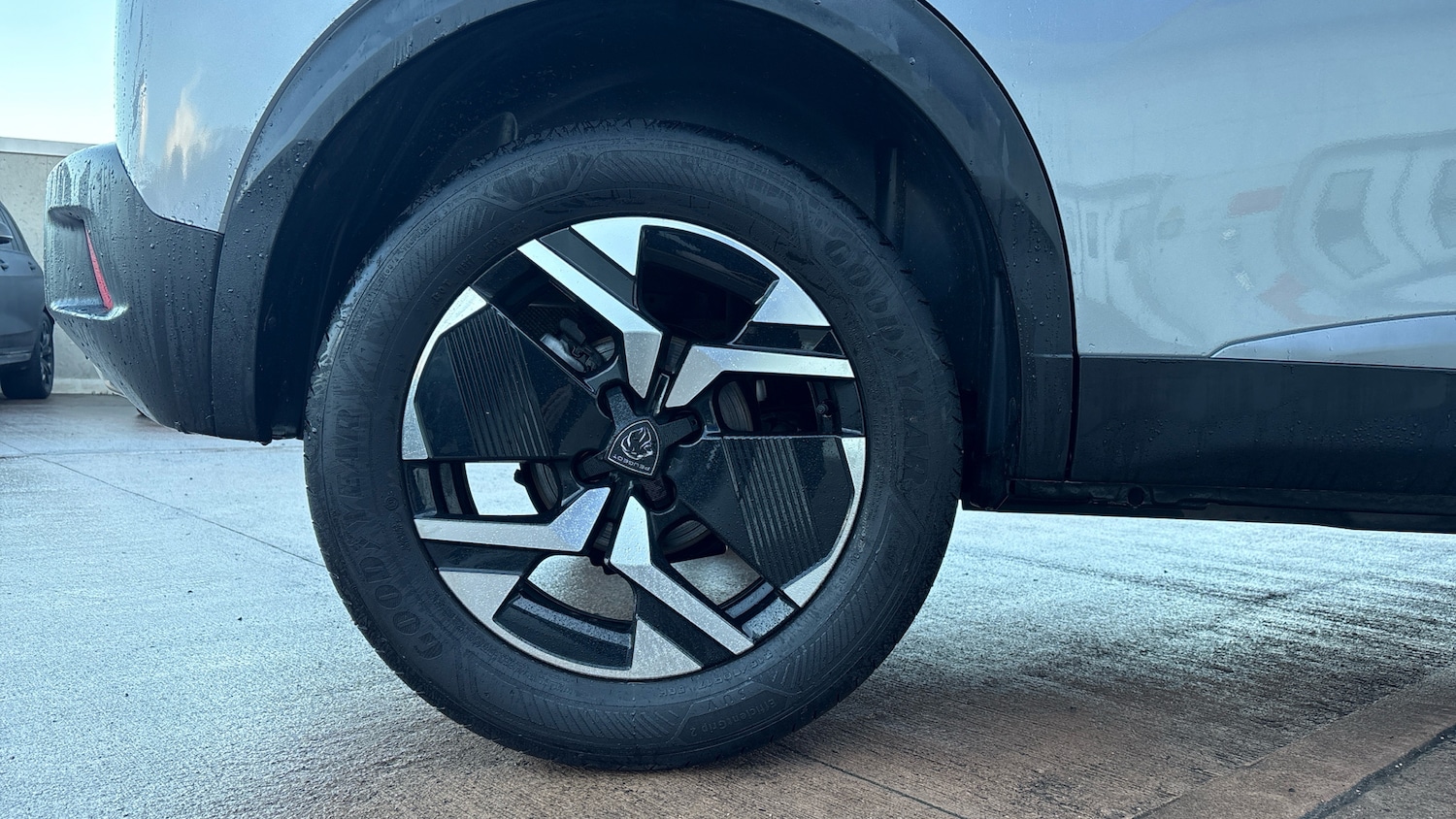 Used Peugeot 2008 2024 for sale - 77222843: Photo 7