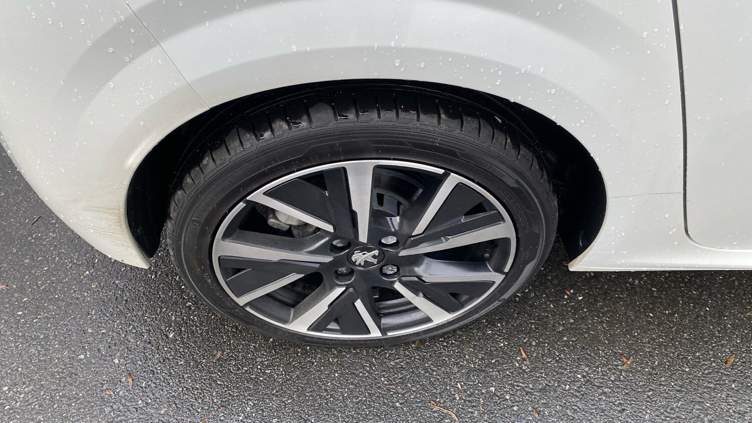 Used Peugeot 208 2020 for sale - 77431079: Photo 35