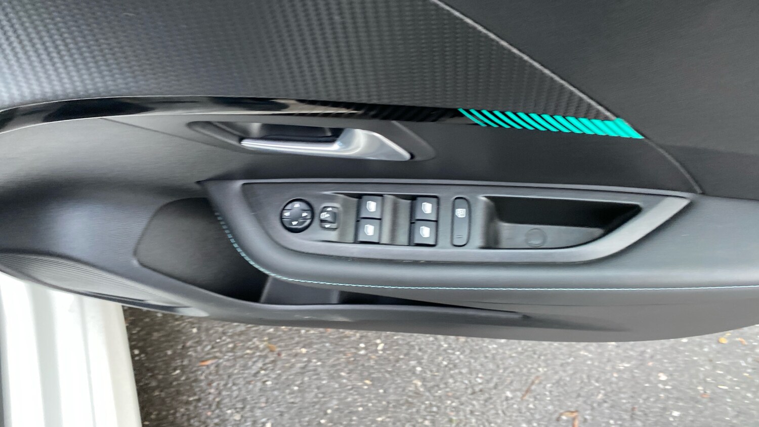 Used Peugeot 208 2020 for sale - 77431079: Photo 41