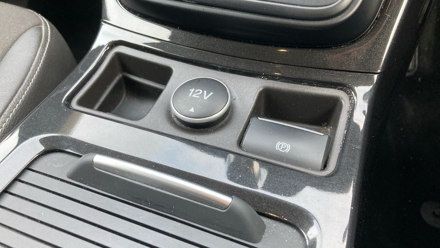 Used Ford Kuga 2019 for sale - 77022735: Photo 27