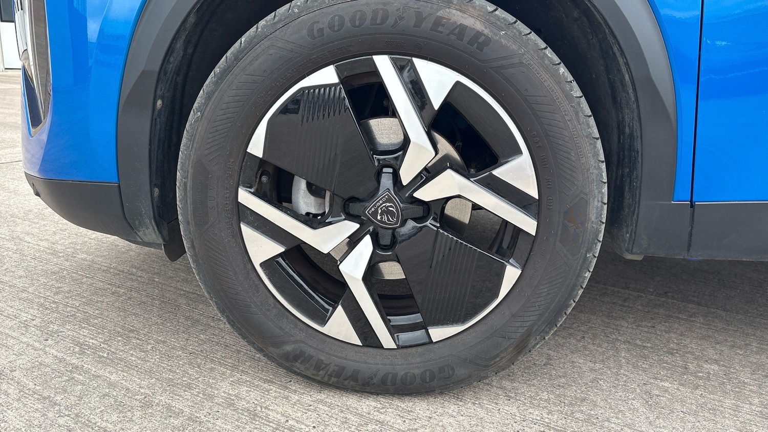 Used Peugeot 2008 2024 for sale - 77953850: Photo 28