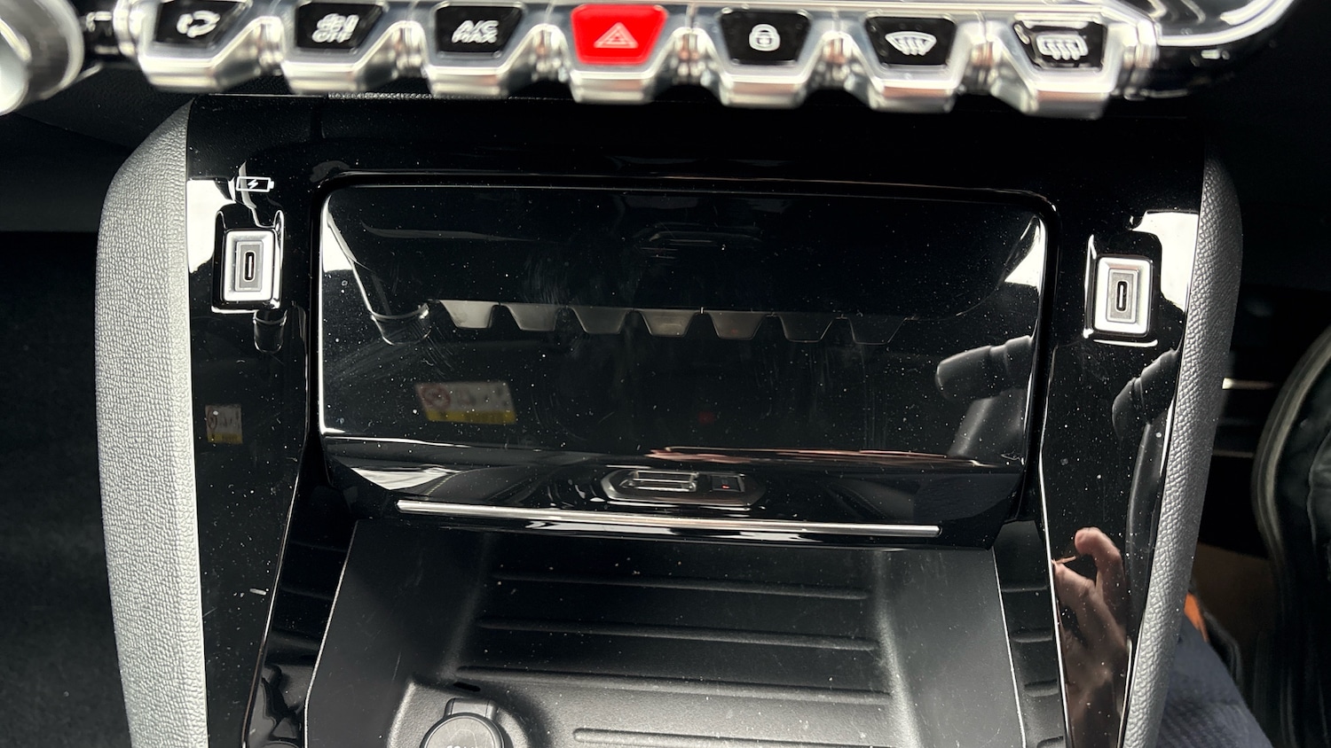 Used Peugeot 2008 2024 for sale - 77953850: Photo 50