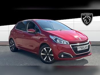 Peugeot - 208