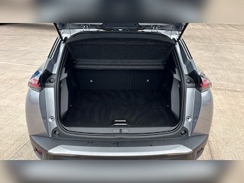 Used Peugeot 2008 2025 for sale - 77883799: Photo