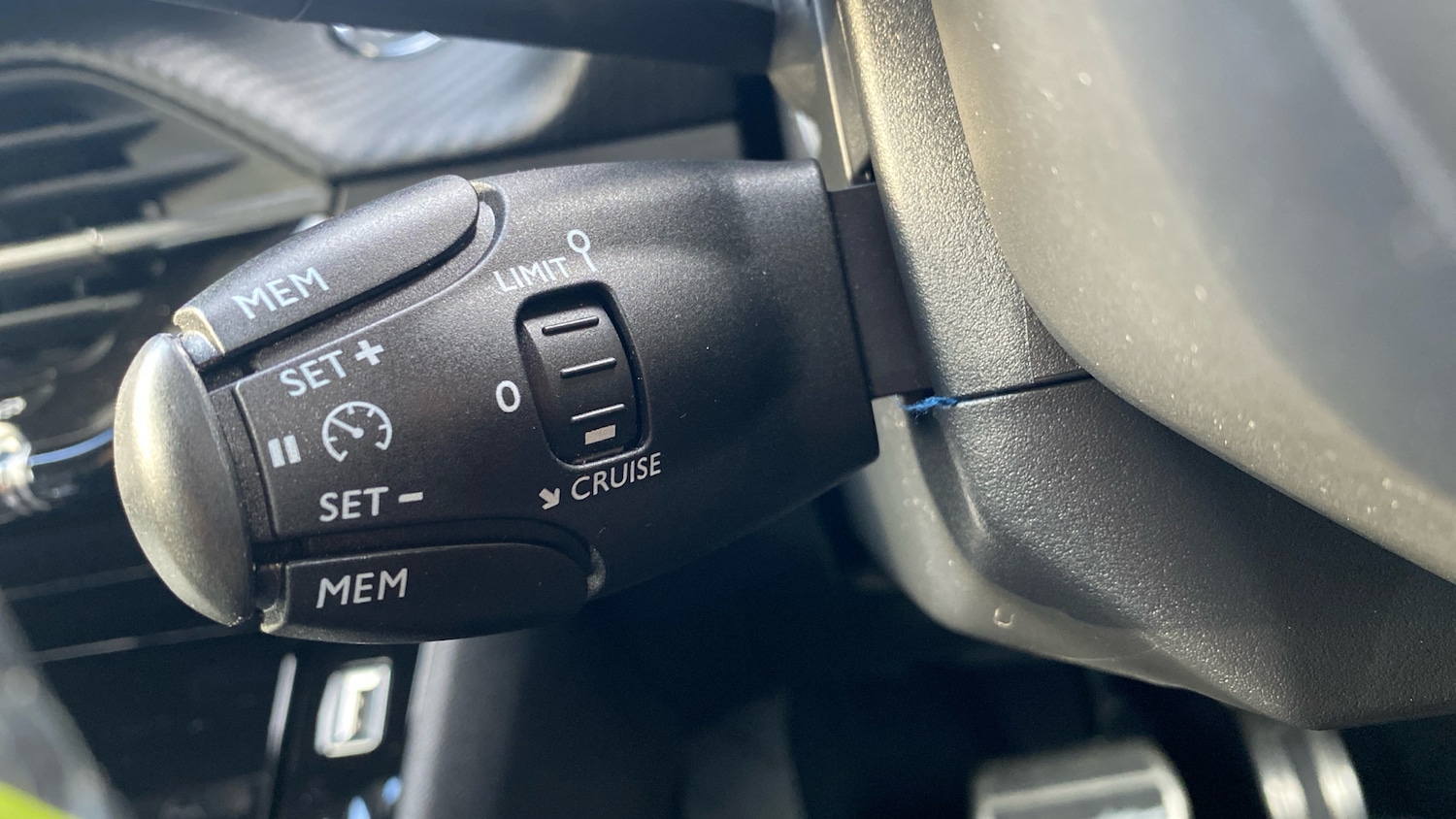 Used Peugeot 208 2023 for sale - 77528483: Photo 38