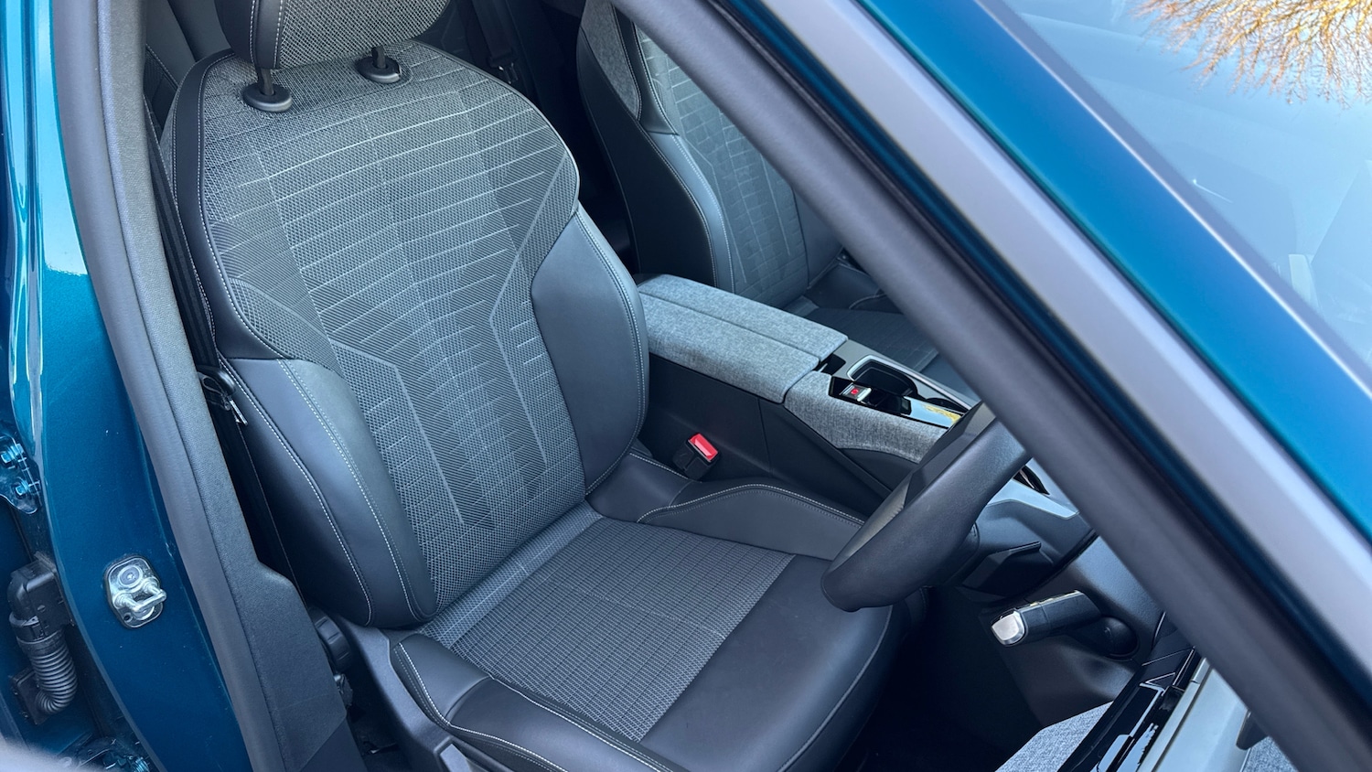 Used Peugeot 3008 2024 for sale - 77605145: Photo 30