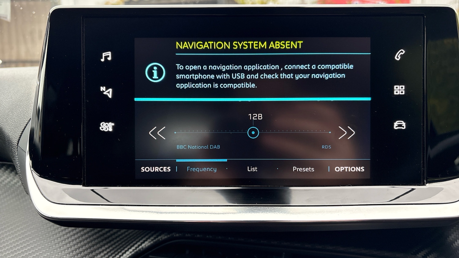 Used Peugeot 208 2020 for sale - 76426237: Photo 31