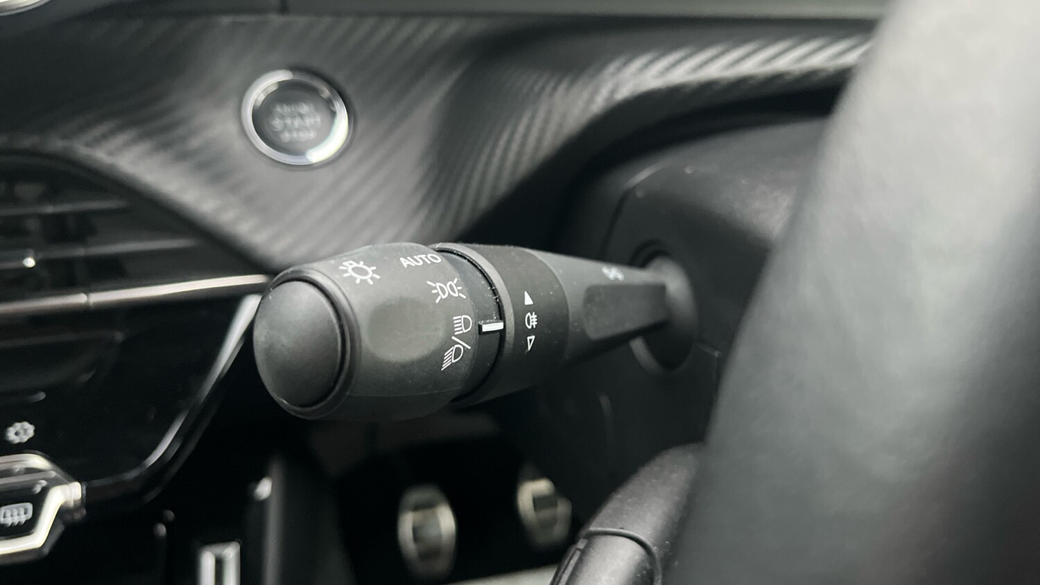 Used Peugeot 208 2022 for sale - 77431080: Photo 35