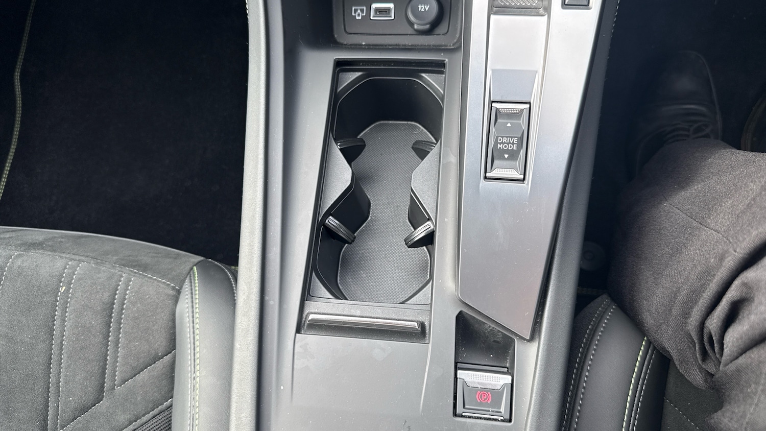 Used Peugeot 408 2024 for sale - 77996939: Photo 26