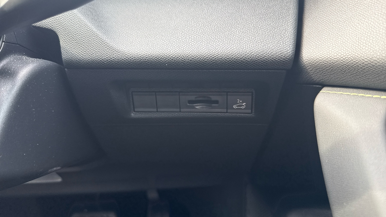 Used Peugeot 408 2024 for sale - 77996939: Photo 32