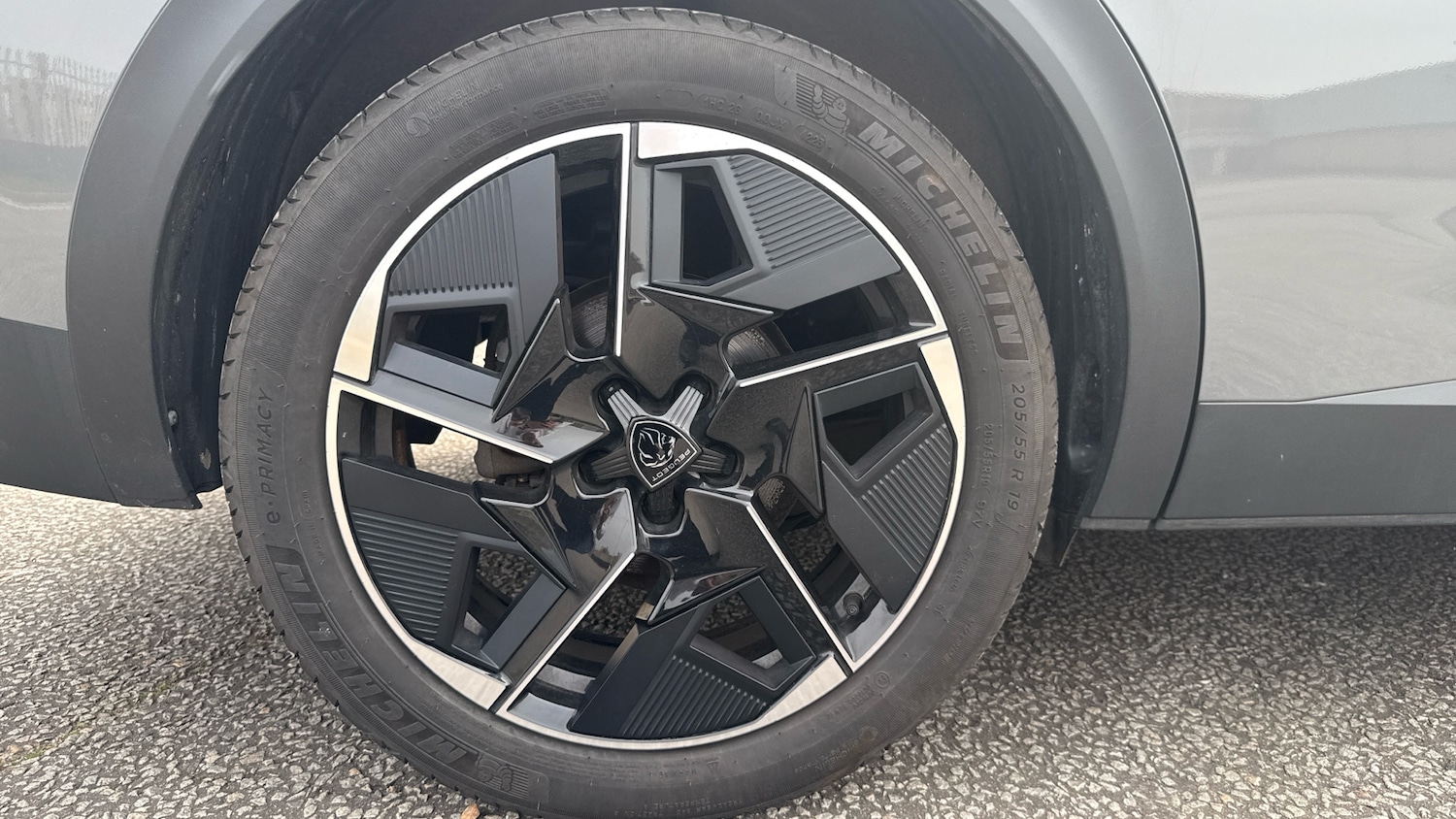 Used Peugeot 408 2024 for sale - 77996939: Photo 39