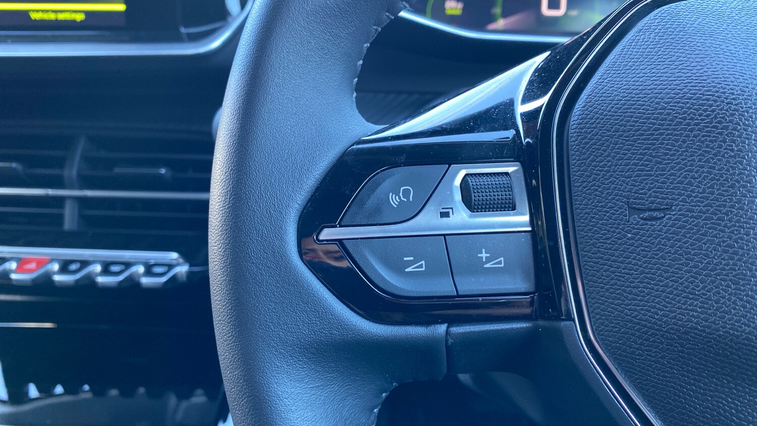 Used Peugeot 208 2023 for sale - 76808019: Photo 33