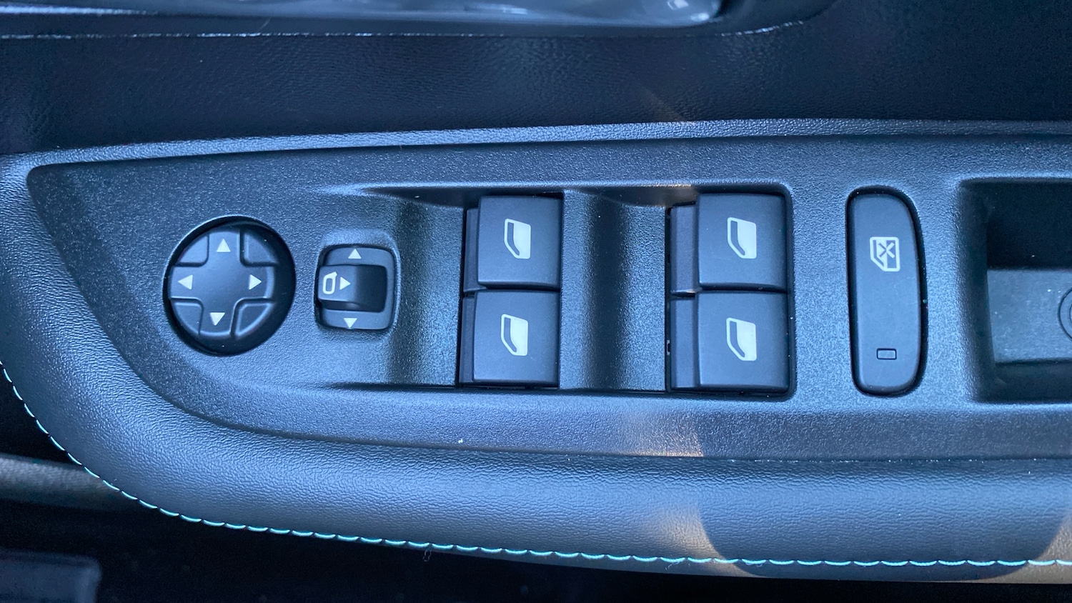 Used Peugeot 208 2023 for sale - 76808019: Photo 35