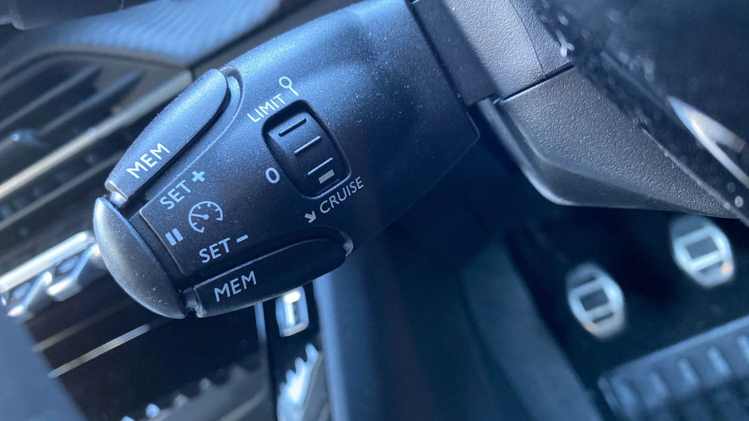 Used Peugeot 208 2023 for sale - 76808019: Photo 40