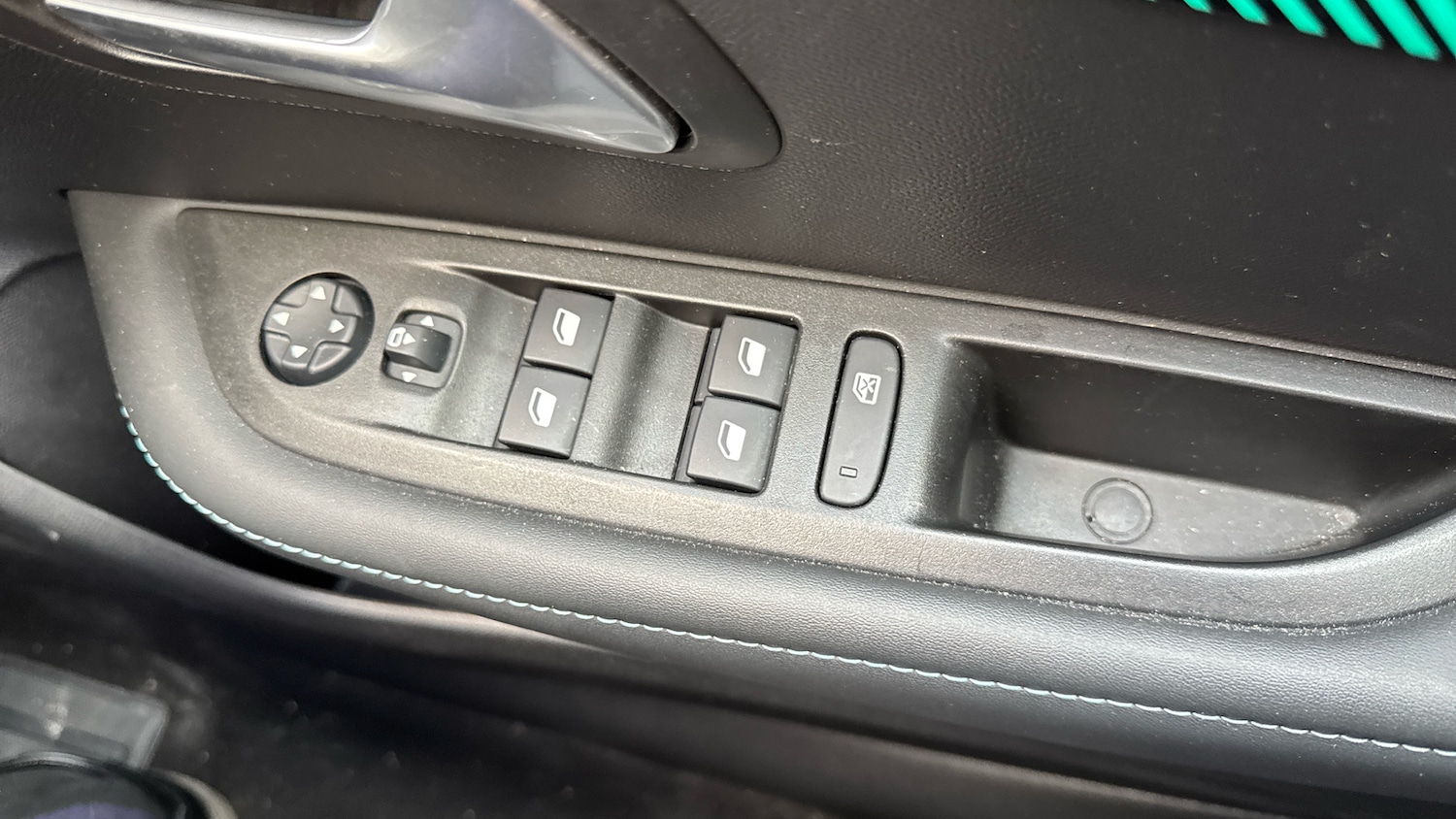 Used Peugeot 208 2020 for sale - 77115799: Photo 33