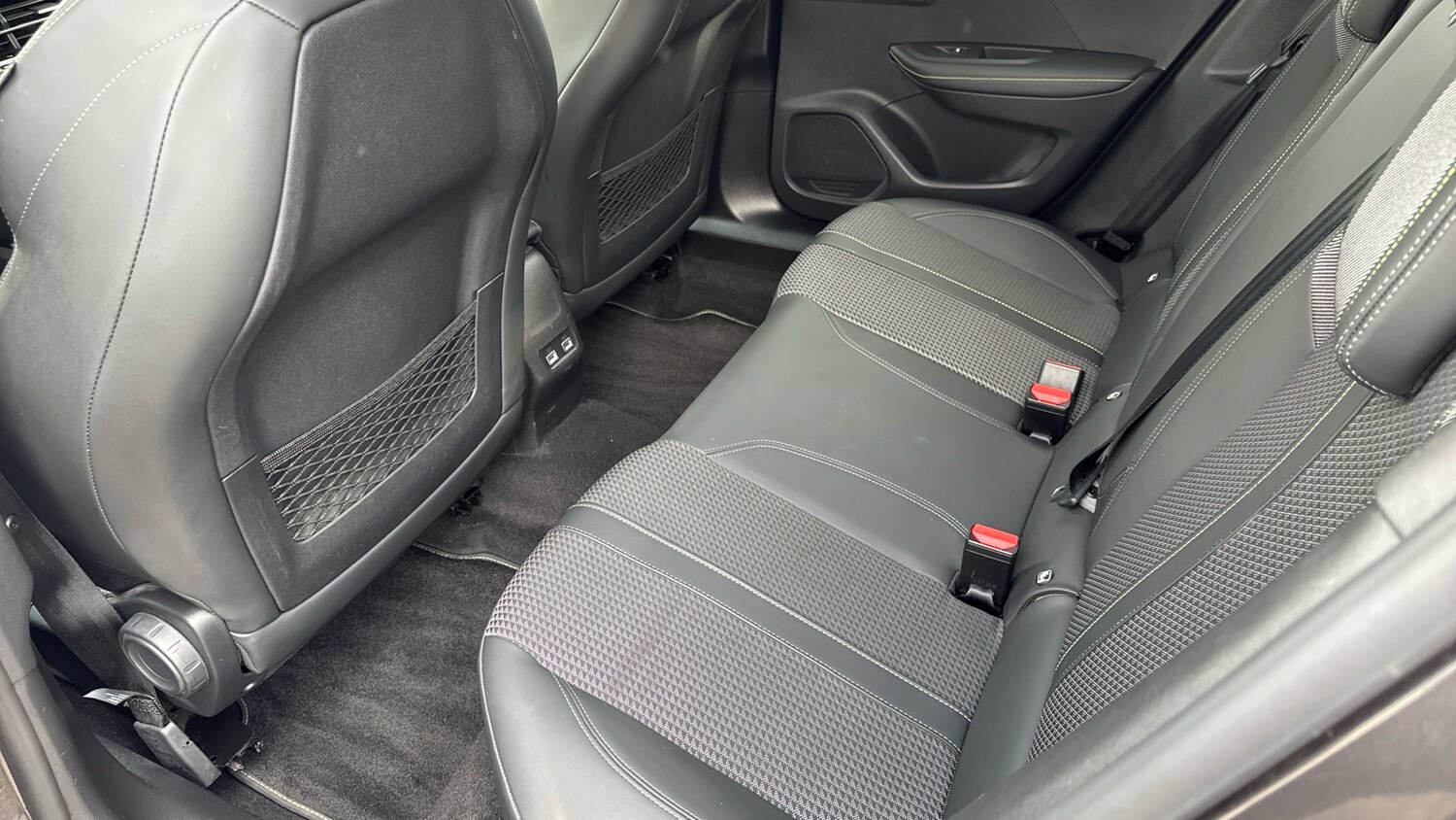 Used Peugeot 2008 2022 for sale - 78090542: Photo 16