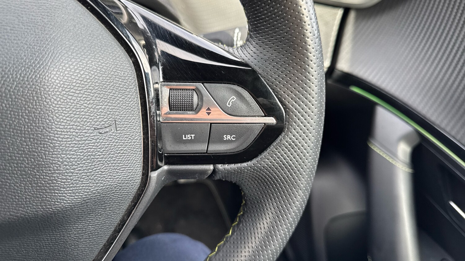 Used Peugeot 2008 2022 for sale - 78090542: Photo 32